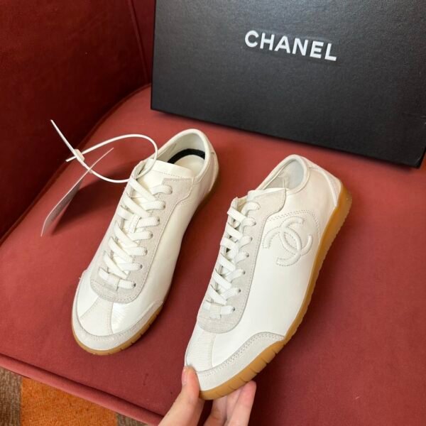 Chanel sneaker 2025072244