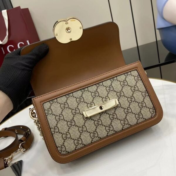 Gucci GG Go small shoulder bag in Brown Leather