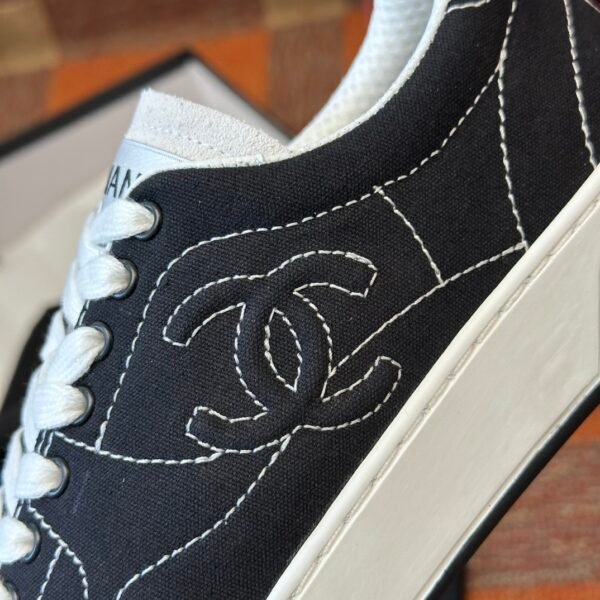 Chanel sneaker 2025072228