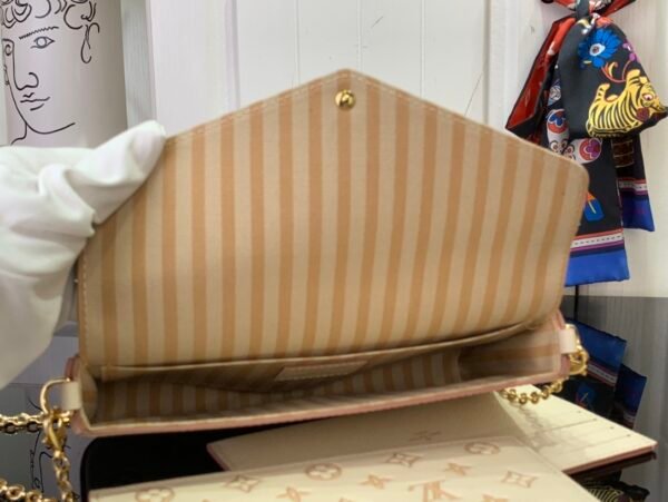 LV Félicie Pochette Monogram Empreinte Leather