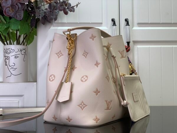 LV NéoNoé MM Monogram Empreinte Leather