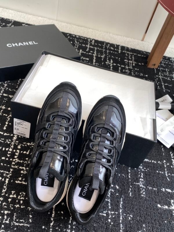 Chanel sneaker 2025072253