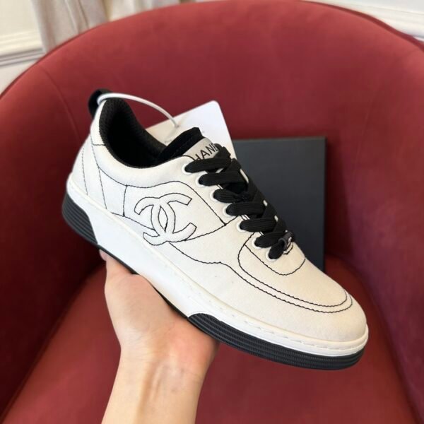 Chanel sneaker 2025072227