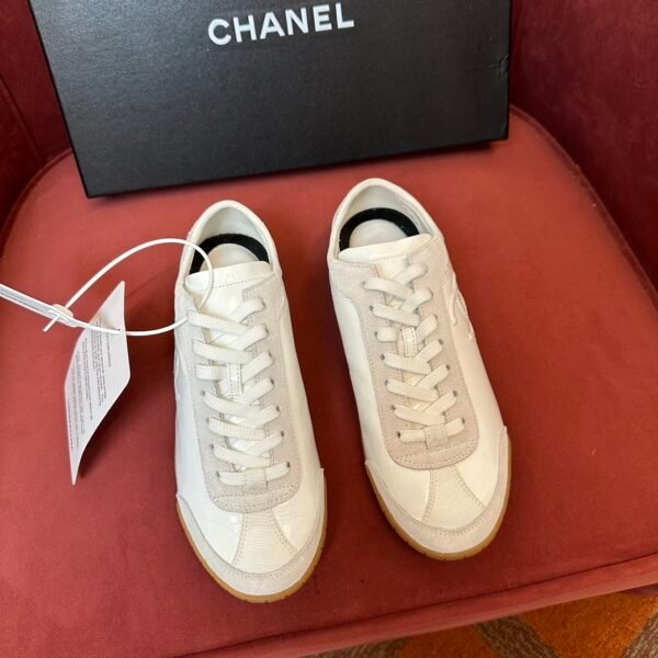 Chanel sneaker 2025072244
