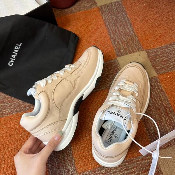 Chanel sneaker 2025072231