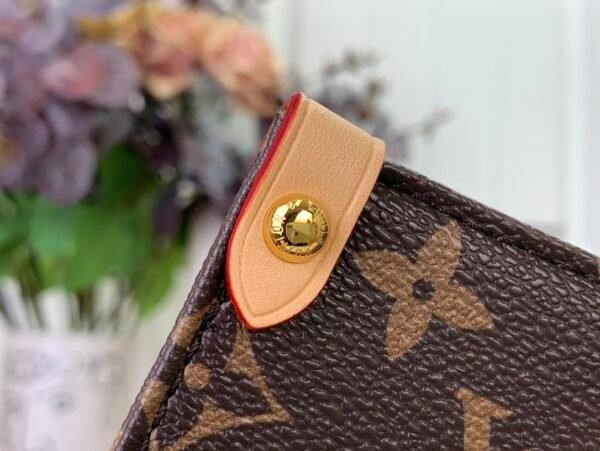 LV OnTheGo PM Mon Monogram