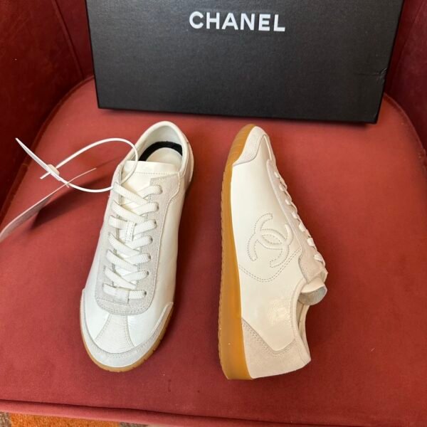 Chanel sneaker 2025072244