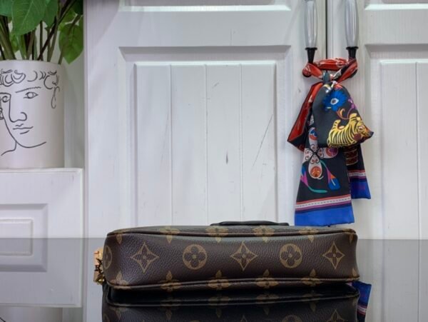 LV x TM Pochette Accessoires