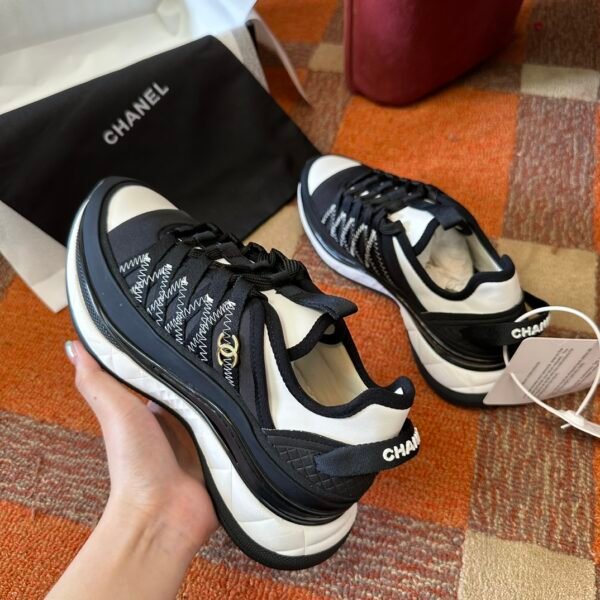 Chanel sneaker 2025072236