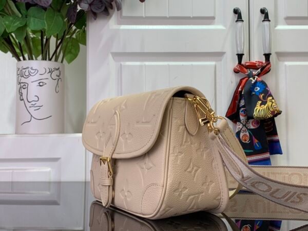 LV Diane Monogram Empreinte Leather