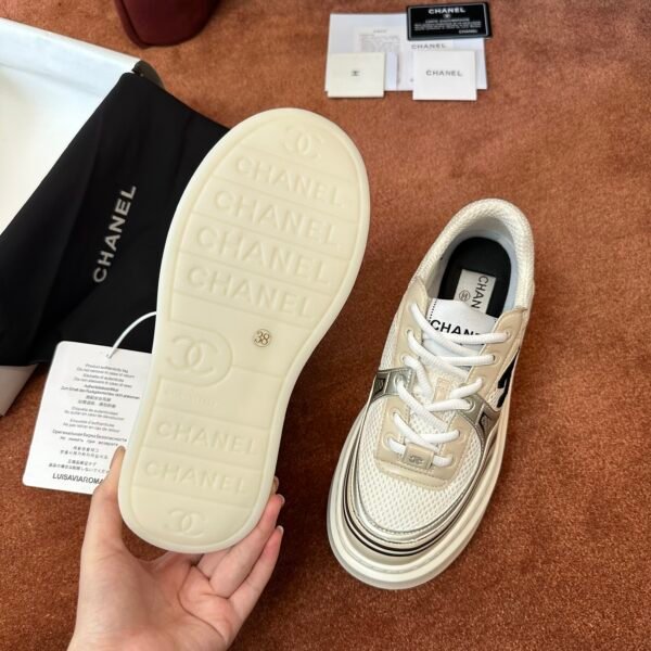 Chanel sneaker 2025072251