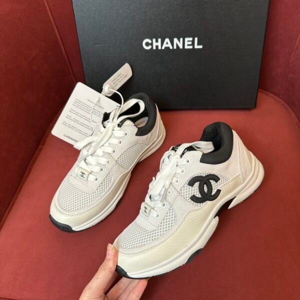 Chanel sneaker 2025072223