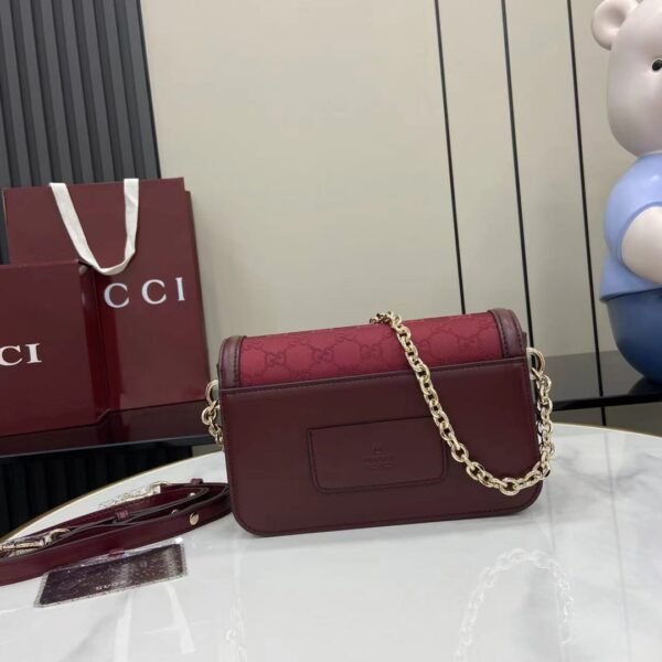 Gucci GG Go small shoulder bag in Rosso Ancora red