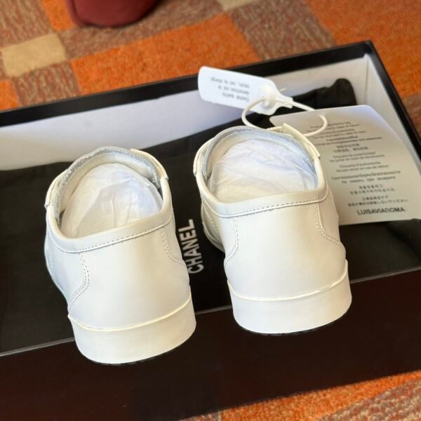 Chanel sneaker 2025072232