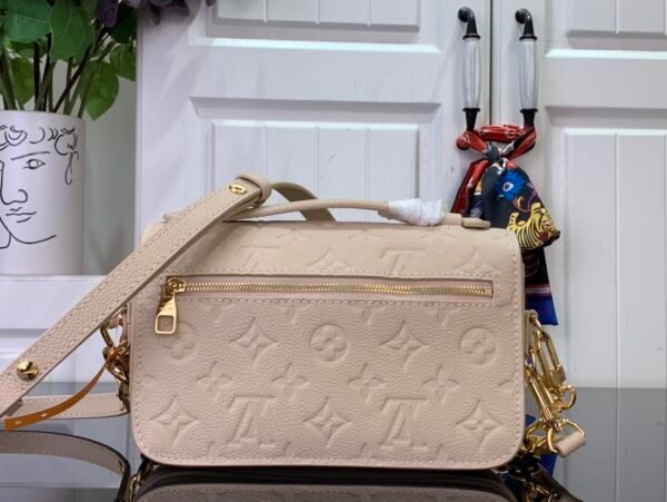LV Pochette Métis East West Monogram Empreinte Leather