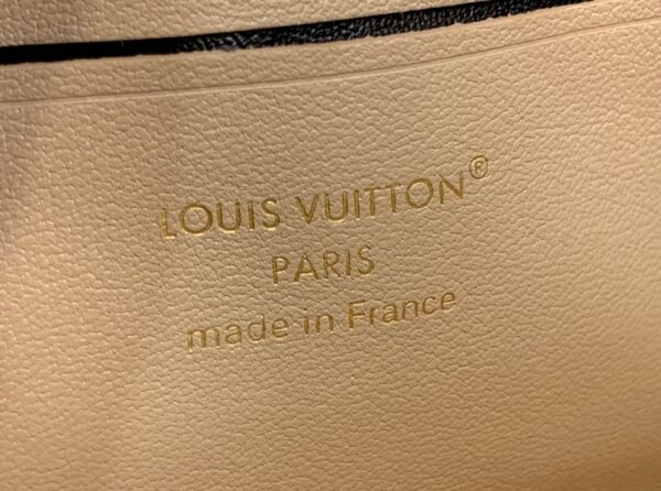 Wallet On Chain LV Bloom - Wallets and Small Leather