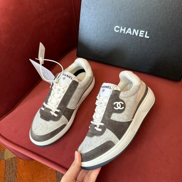 Chanel sneaker 2025072246