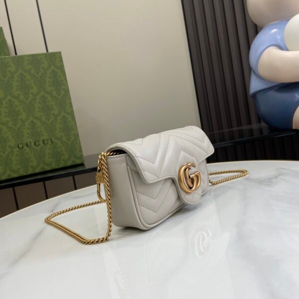 GUCCI GG Marmont mini bag in white chevron leather