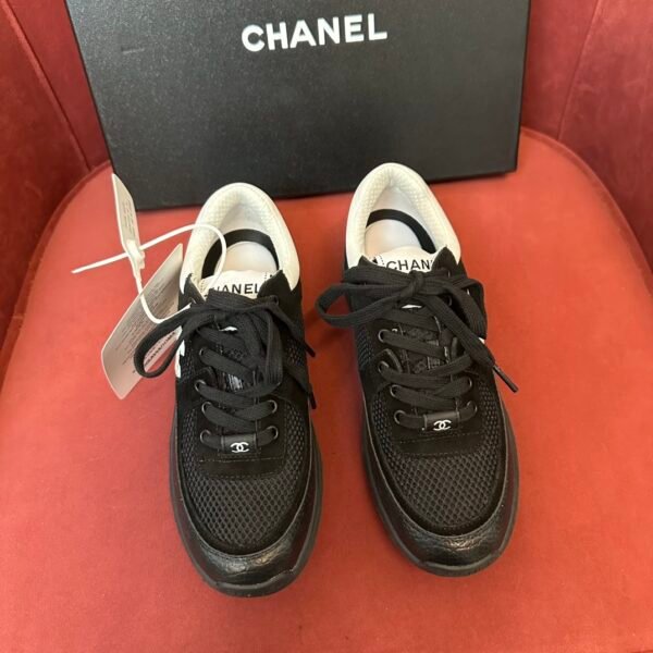 Chanel sneaker 2025072224