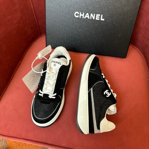 Chanel sneaker 2025072237