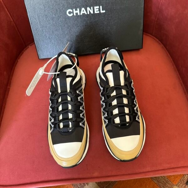 Chanel sneaker 2025072239