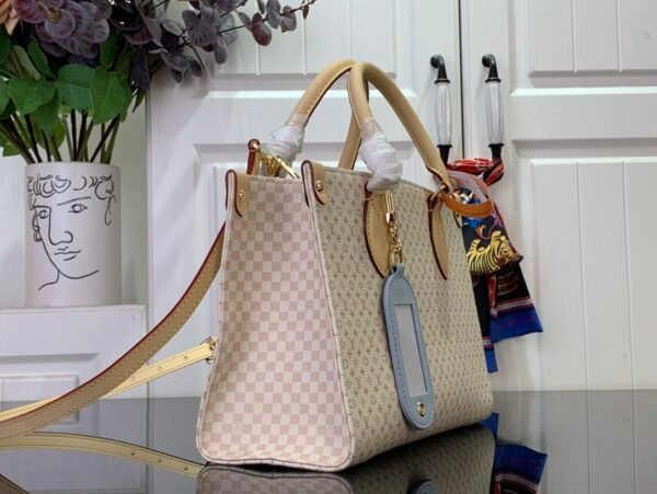 LV OnTheGo PM Fashion Leather