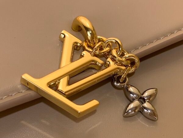 Wallet On Chain LV Bloom - Wallets and Small Leather