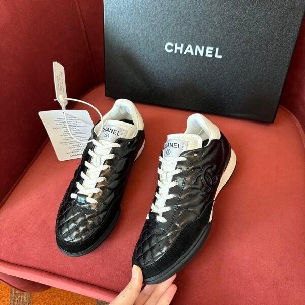 Chanel sneaker 2025072248