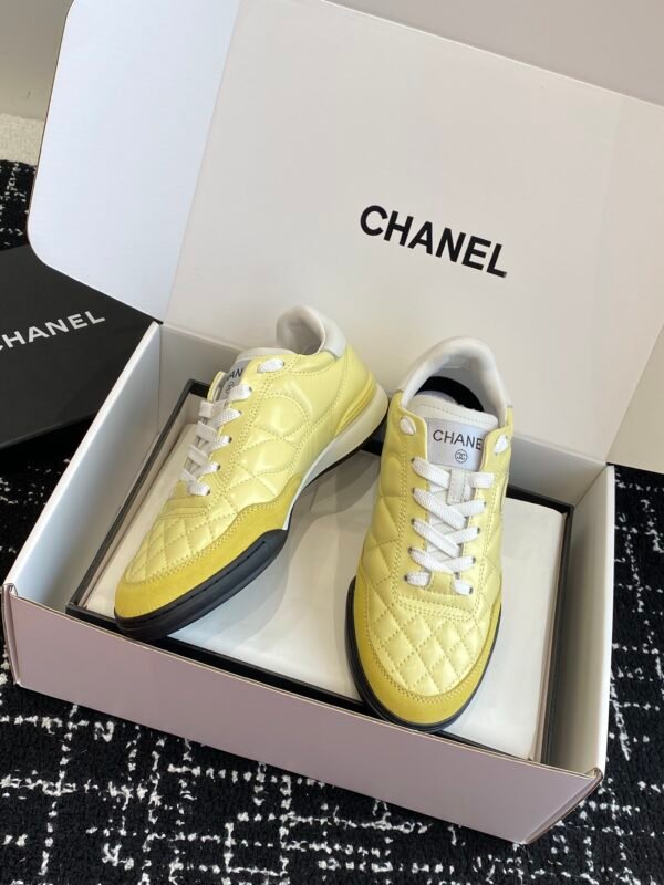 Chanel sneaker 2025072215