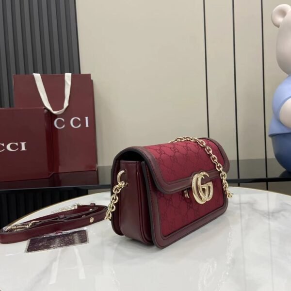 Gucci GG Go small shoulder bag in Rosso Ancora red