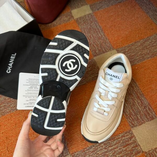 Chanel sneaker 2025072231