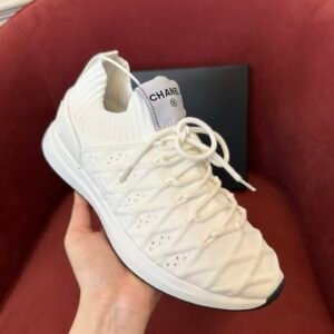 Chanel sneaker 2025072218