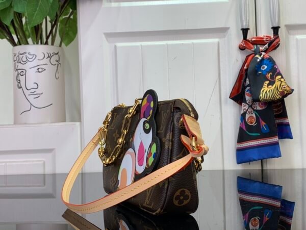 LV x TM Pochette Accessoires