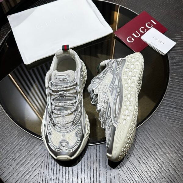 Gucci sneaker 2025072210
