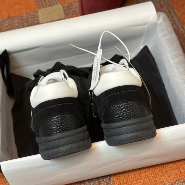 Chanel sneaker 2025072224