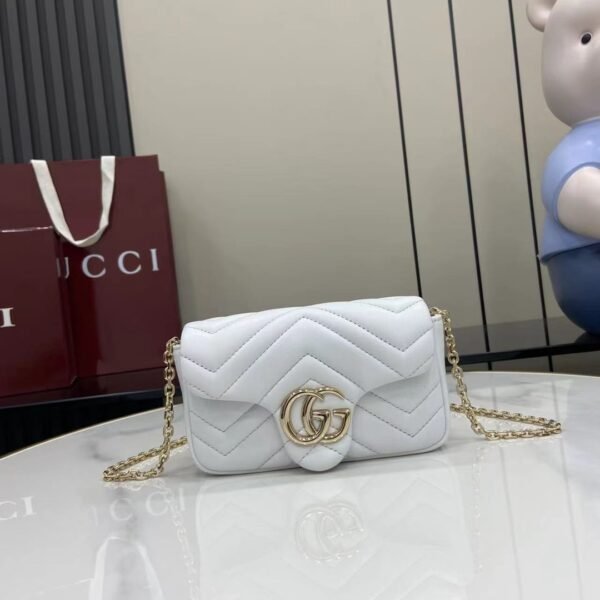GUCCI GG Marmont mini shoulder bag in white leather