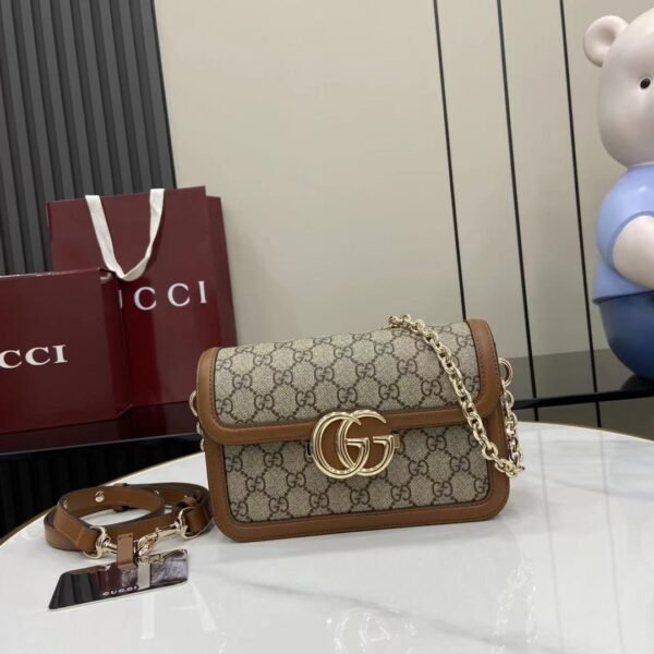 Gucci GG Go small shoulder bag in Brown Leather