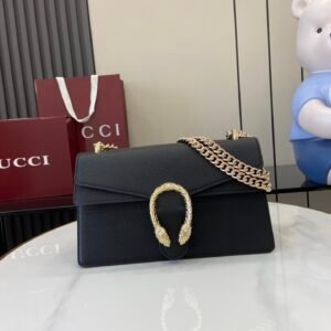 GUCCI GG Dionysus medium shoulder bag in black leather