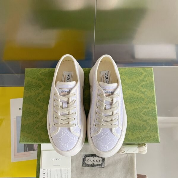 Gucci sneaker 2025071812