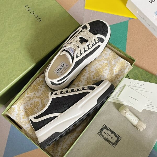 Gucci sneaker 2025071813