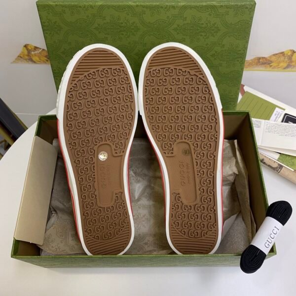 Gucci sneaker 2025071819