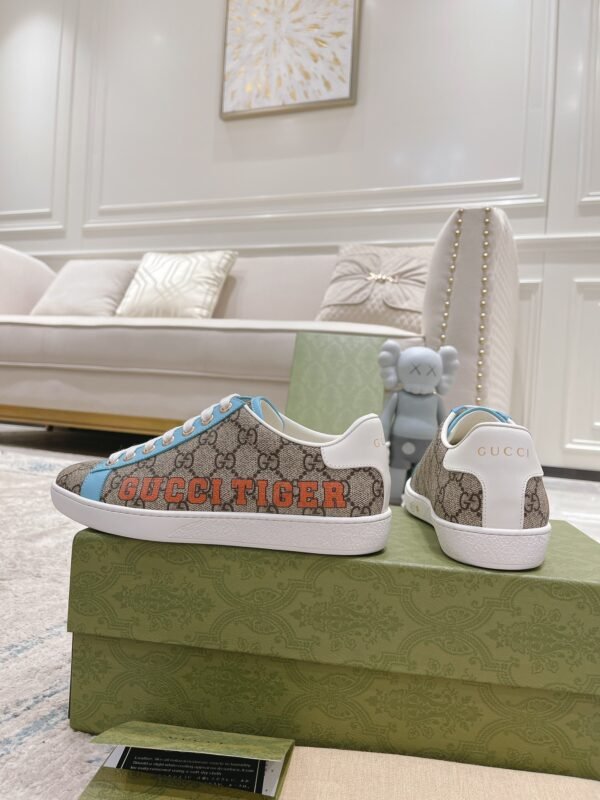 Gucci sneaker 2025071911