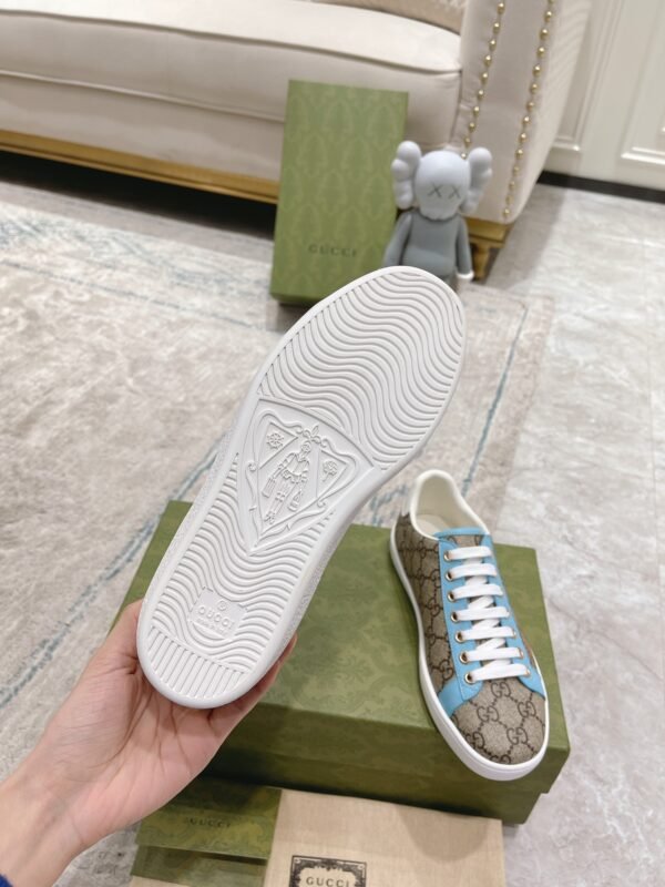 Gucci sneaker 2025071911