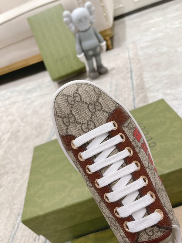 Gucci sneaker 2025071912