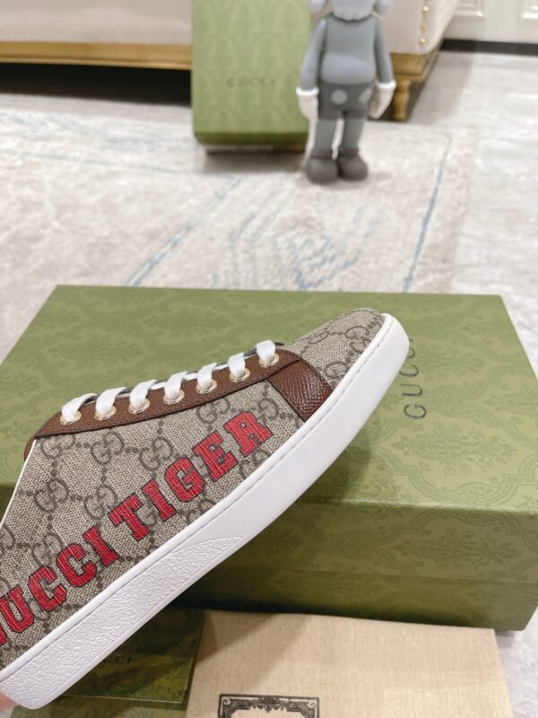 Gucci sneaker 2025071912