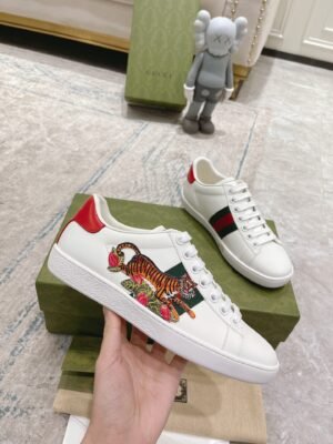 Gucci sneaker 2025071913