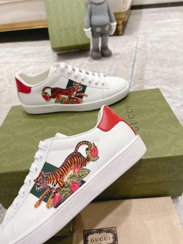 Gucci sneaker 2025071913