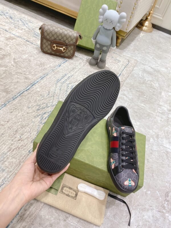 Gucci sneaker 2025071915