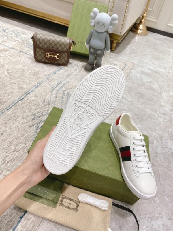 Gucci sneaker 2025071917