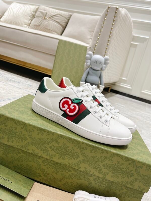 Gucci sneaker 2025071920